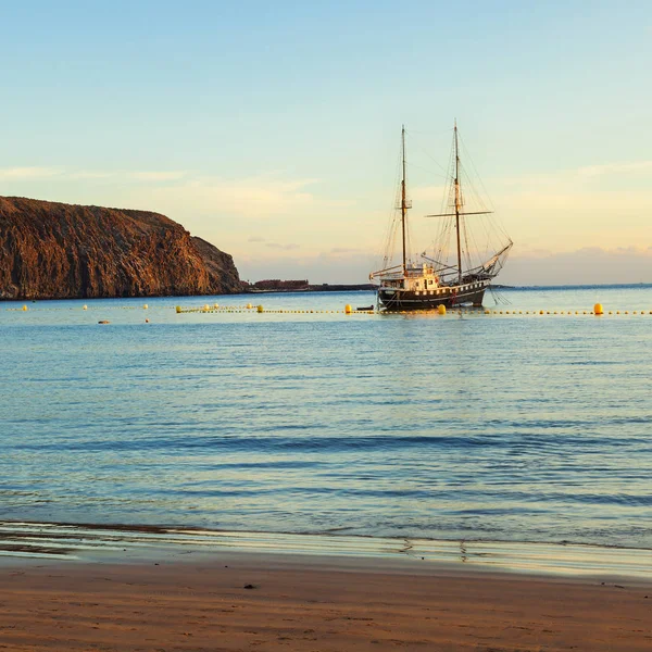 Los cristianos nave — Foto Stock