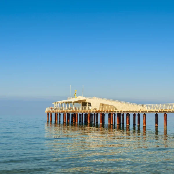 Lido di camaiore vista do cais — Fotografia de Stock