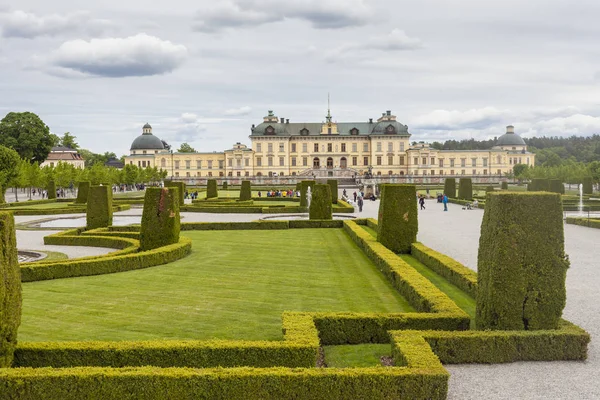 Drottninghlom palast blick in der stadt stockholm — Stockfoto