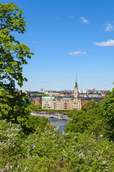 Régi város hotelba nézet Stockholmban — Stock Fotó