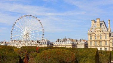 Paris 'in Paris şehrindeki Paris manzaralı Louvre Manzarası
