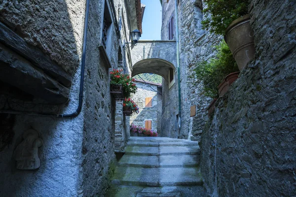 Beautiful Narrow Alley Tuscany Village — Stock Photo, Image