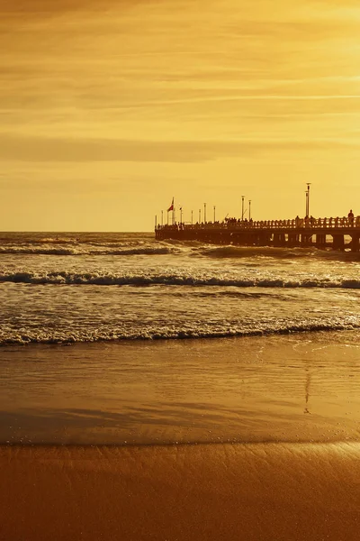 フォルテ マルミ ビーチの素晴らしい夕日 — ストック写真