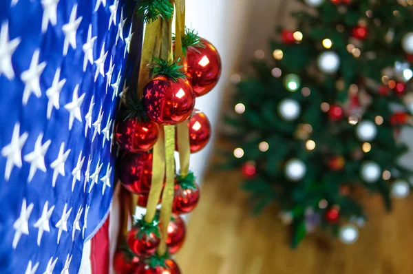 Bandera Americana Fondo Del Árbol Navidad —  Fotos de Stock