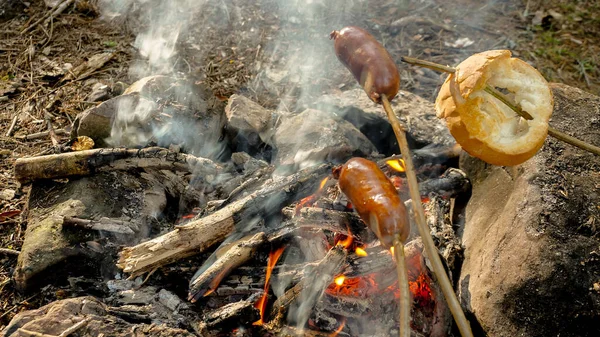 Sausages Stick Grilled Fire Shallow Depth View Focus One Sausage — Stock Photo, Image