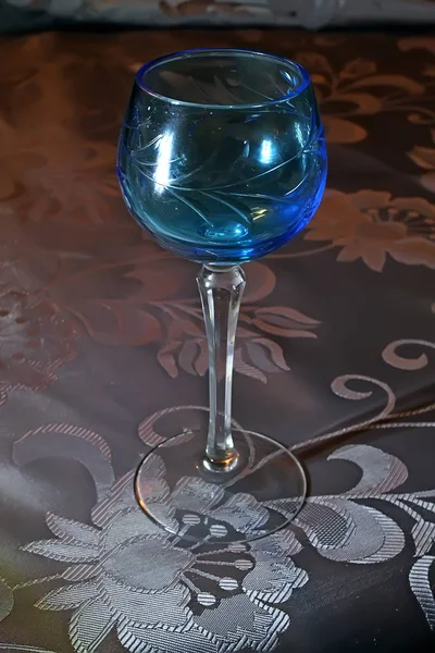 Set Glass Crystal Dishes Different Colors Green Blue Transparent Wine — ストック写真