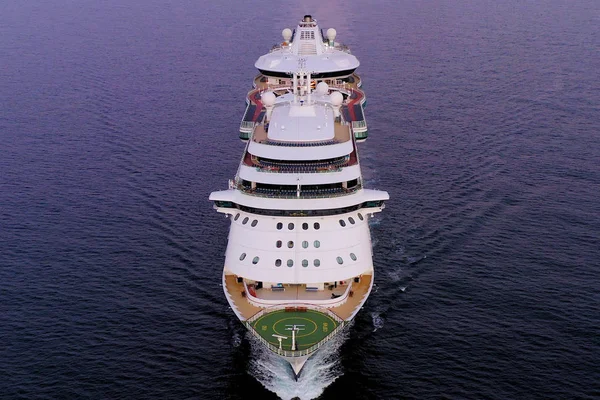 Aerial View Cruise Liner Sea — 스톡 사진