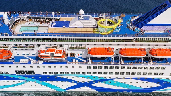 Aerial Image Large Cruise Ship Sea — Fotografia de Stock