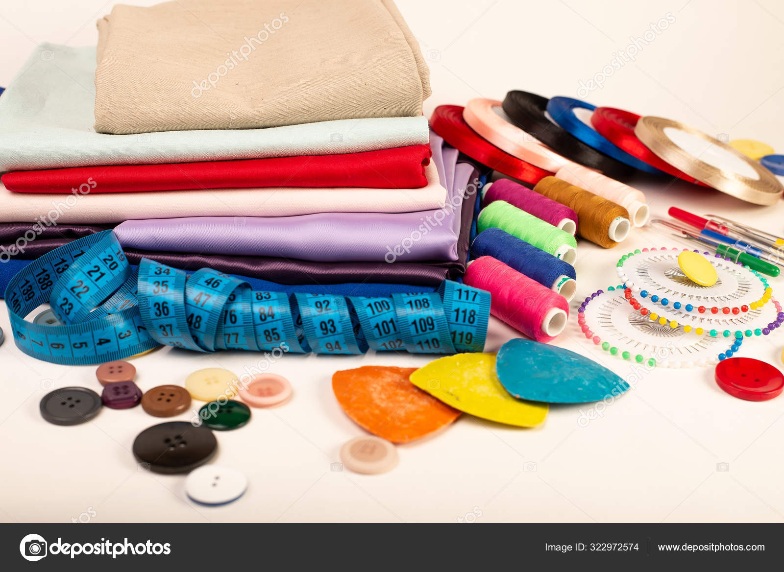 sewing accessories buttons