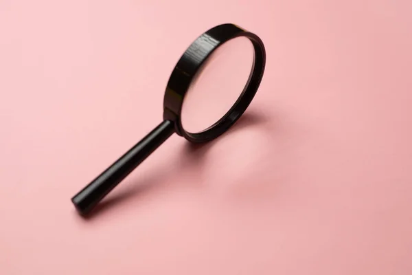 Magnifier Magnifying Glass Pink Background — Stock Photo, Image