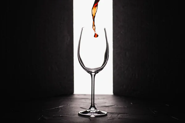 Close View Pouring Red Wine Glass Black White Background — ストック写真