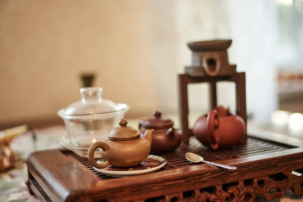 Vista Perto Tradicional Conjunto Chá Chinês Para Cerimônia Chá — Fotografia de Stock