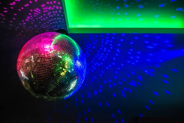 Disco Labda Fényes Csillogó Sugarak Éjszakai Party Háttér — Stock Fotó