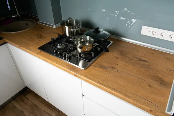 High Angle View Pans Stove Wooden Counter Modern Kitchen — 스톡 사진