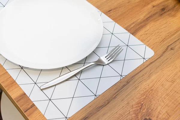 Close View Empty White Plate Fork Served Wooden Table — Stock Photo, Image