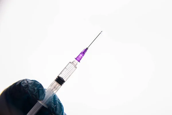 Cropped Shot Doctor Glove Holding Syringe Vaccination White Background Syringe — Stock Photo, Image