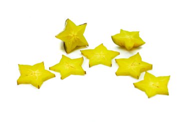 Dilimlenmiş Star Fruit Carambola (Averrhoa Carambola) yıldız şekilli gevrek ve sulu hamurlu tropikal meyve