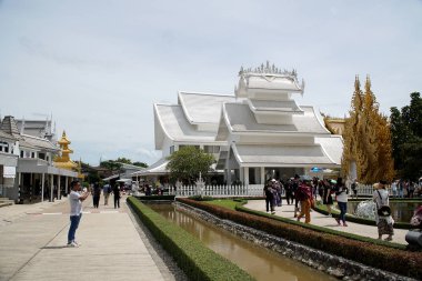 Chiang Rai, Tayland - 09 Ağustos 2017: Beyaz Tapınak Wat Rong Khun