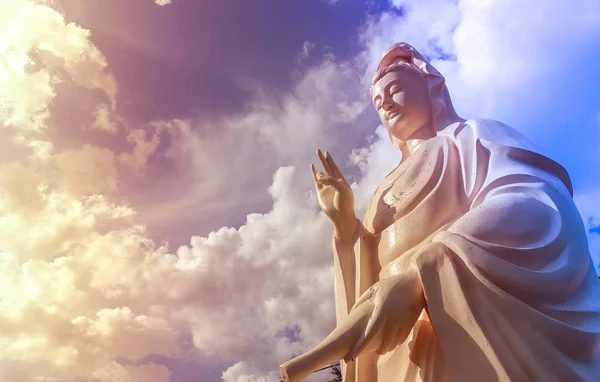Guan Yin Irgalom Könyörület Istennője Buddhista Vallásban Isteni Anya Megnyilvánulása — Stock Fotó