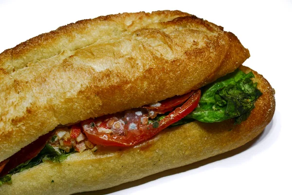 Sanduíche estragado, mofo podre comida não comestível expirada, isolado no fundo branco — Fotografia de Stock