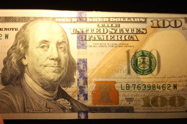 Ayna ve para, Amerikan doları..