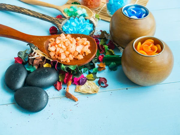 Aksesuarları spa sağlıklı cilt için fırçalayın