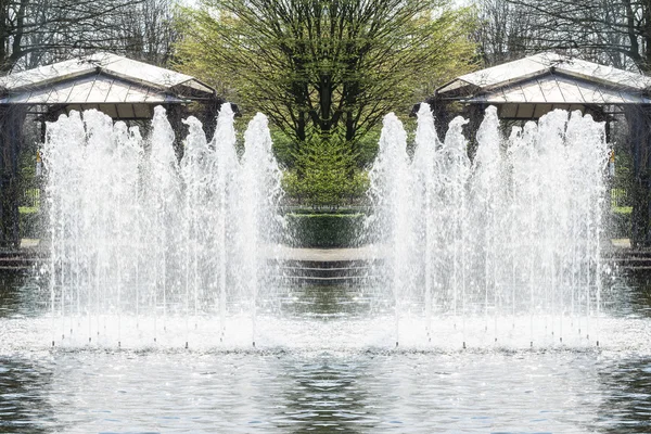 Штучно спроектований водоспад, фонтан — стокове фото