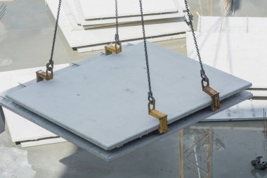 Bina inşaat beton duvarlar ile.         