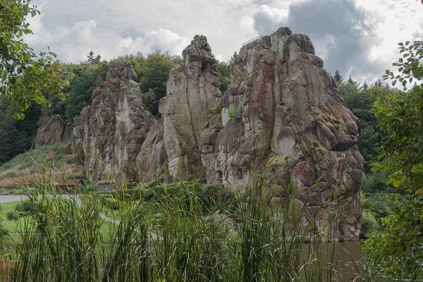 Zewnętrznych kamienie, oznaczony jako formacja skalna piaskowca w Teut — Zdjęcie stockowe