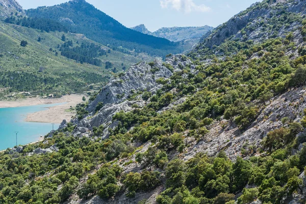 CUBER δεξαμενή για τη Σιέρα Ντε Τραμουντάνα, Μαγιόρκα, Ισπανία — Φωτογραφία Αρχείου