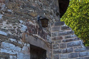 Eski taş duvar kale Hardenberg üzerinde eski kalıpları ile   