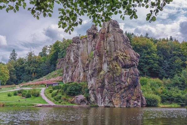 Las piedras externas, marcada formación de roca arenisca en la Teut — Foto de Stock