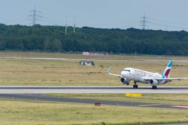 DÜKSELDORF, NRW, ALMANA - 18 Haziran 2019