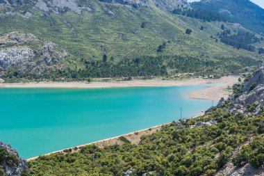 Sierra de Tramuntana, Mallorca, Spai içinde Embalse de Cuber muhteşem manzaralarını