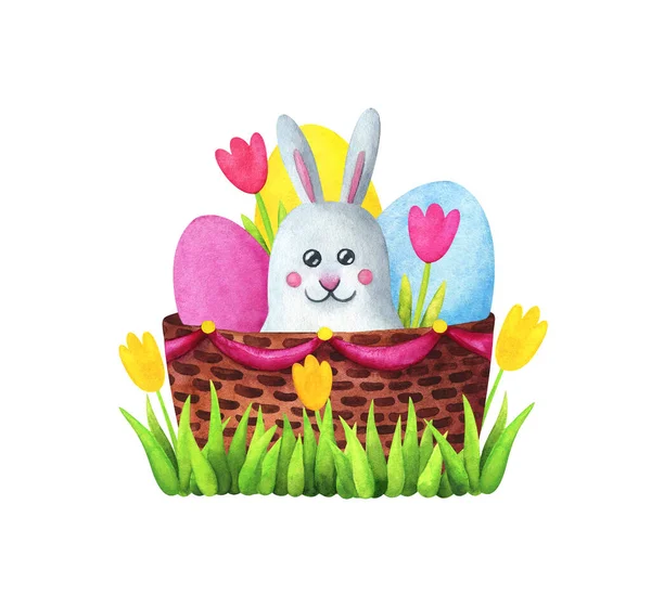 Boldog Húsvétot! Húsvéti kompozíciós kosár festett tojással, tulipánnal — Stock Fotó