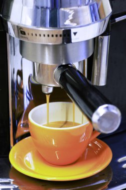 kahve bir fincan sıcak kahve ile