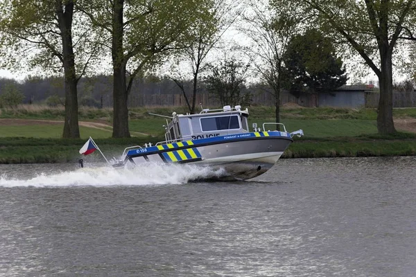 A fast police boat on the river — Stock Photo, Image