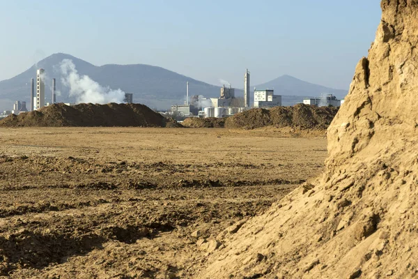 Sand mijnbouw in de steengroeve — Stockfoto