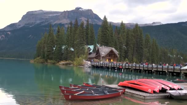 Lago Esmeralda Parque Nacional Yoho Canadá British Colombia — Vídeo de stock