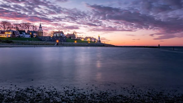 Urk Países Bajos Europa, amanecer en el puerto de la pequeña aldea de pescadores Urk —  Fotos de Stock