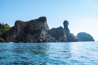 Krabi Tayland, Tropikal uçurumlar ve Güney Tayland 'daki kireç taşı kayaları ve adalar