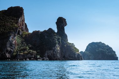 Krabi Tayland, Tropikal uçurumlar ve Güney Tayland 'daki kireç taşı kayaları ve adalar