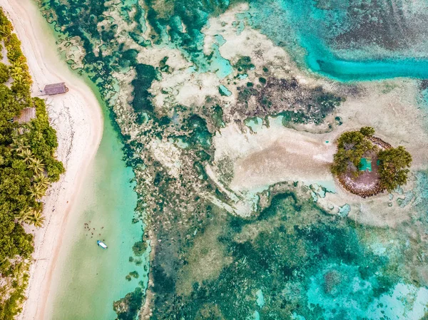 Praslin tropical island Seychelles, drone view above tropical Island Seychelles — Stock Photo, Image