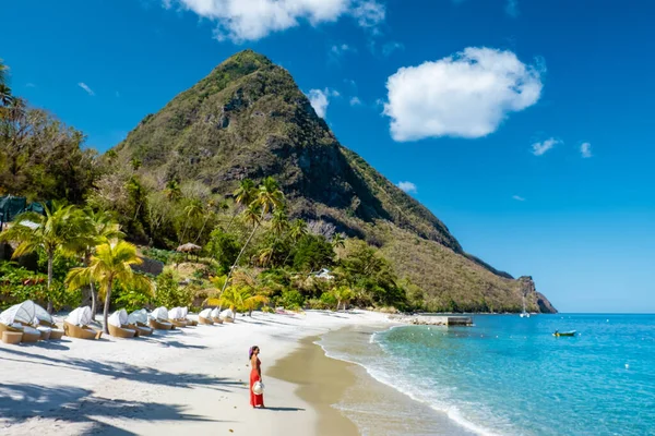 St Lucia Caribbean, woman on vacation at the tropical Island of Saint Lucia — Stock Photo, Image