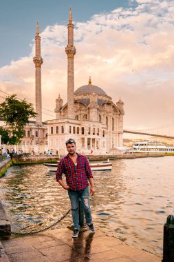 İstanbul Türkiye, İstanbul Ortakoy Mahallesi Avrupa yakasındaki Boğaz kıyısı, İstanbul 'daki Ortakoy Camii, Türkiye