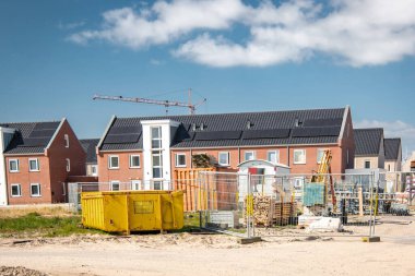 Urk Hollanda 28 Mart 2020, Hollanda 'da yeni inşa edilmiş Corona veya covid 19 salgını sırasında evi olan boş inşaat sahası Polonya gibi birçok işçi Doğu Avrupa' ya geri döndü