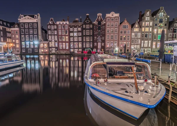 Amsterdam olandese casa sul canale nel centro storico della città Amsterdam Paesi Bassi — Foto Stock