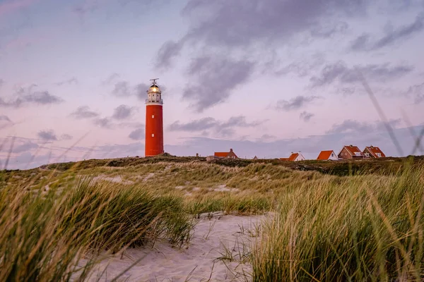 Vuurtoren Texel bij zonsondergang Nederlands eiland Texel — Stockfoto