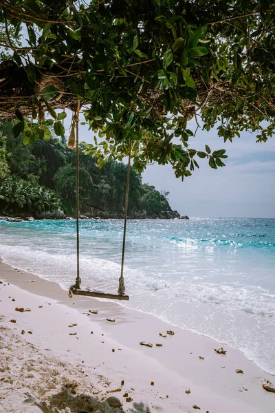 Impresionante playa tropical en Seychelles, rocas gigantes de granito en las playas, Praslin Island Seychelles Cote dor beach — Foto de Stock