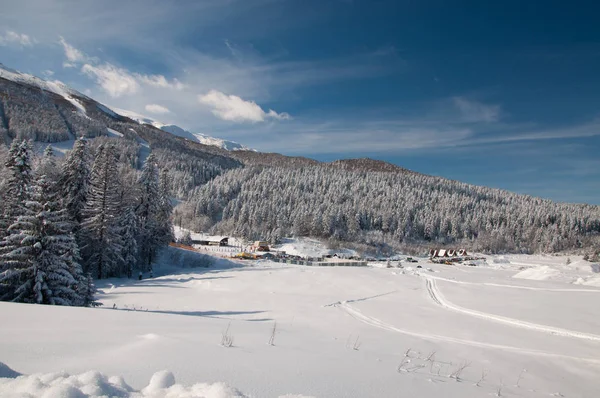 Paisagem Montanha Inverno Com Neve Pesada Bjelasnica Bósnia Herzegovina — Fotografia de Stock